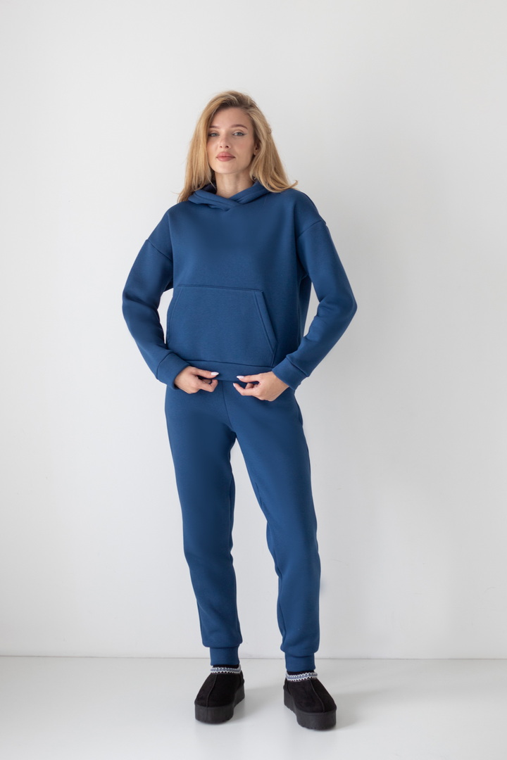 Костюм жіночий